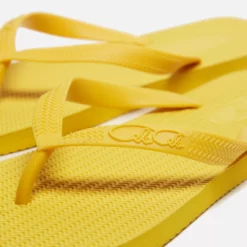 Mens Cole Cole New Wave Flip Flop -Sandals & Slides Shop hp 525061 d scaled