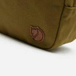 Mens Fjallraven Gear Bag -Sandals & Slides Shop hp 552979 d scaled