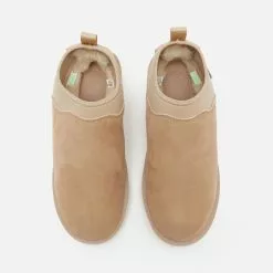 Mens Suicoke Ron M2AB Mid Slip On Shoe -Sandals & Slides Shop hp 577951 f scaled