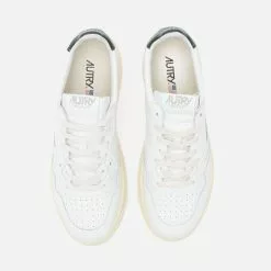 Mens Autry Medalist Low -Sandals & Slides Shop hp 624282 f scaled