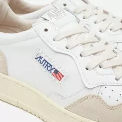 Mens Autry Medalist Low -Sandals & Slides Shop hp 624290 d scaled